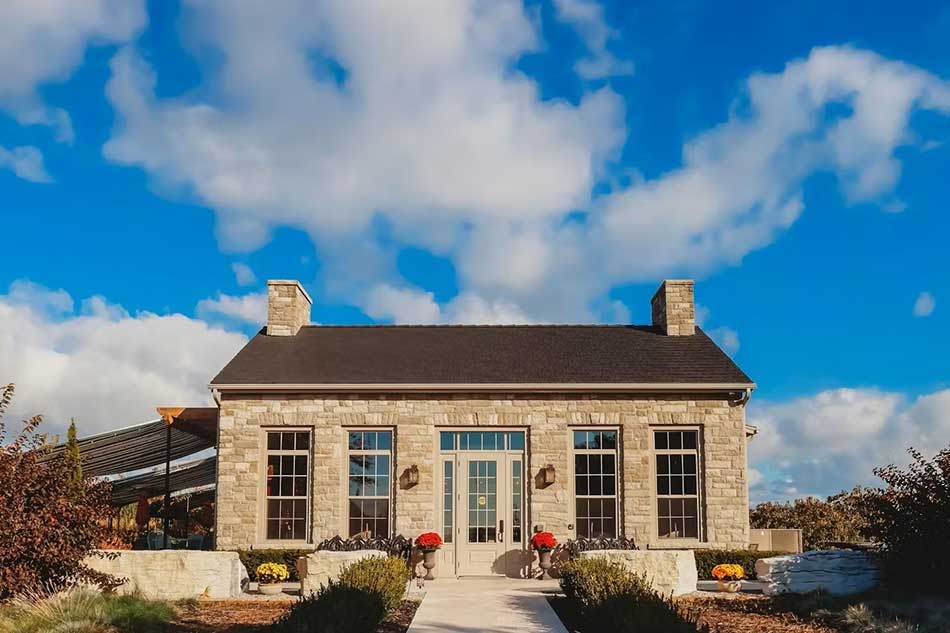 Exterior of Spirit in Niagara Small Batch Distillers.